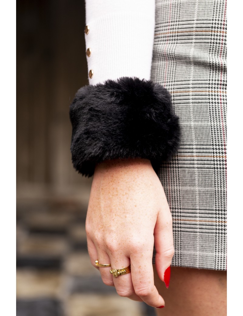 Black faux fur cuffs - ALINE